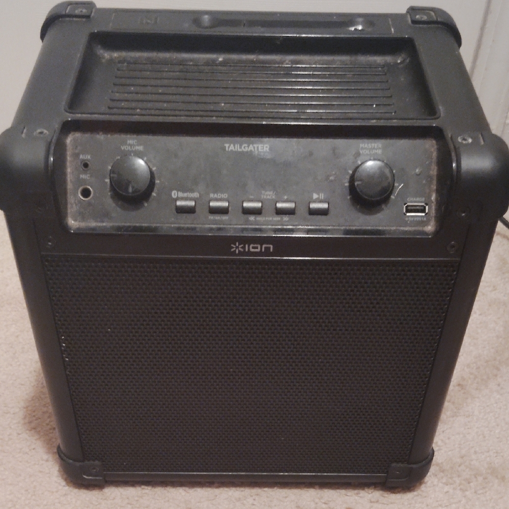 Tailgater Portable Bluetooth Speaker - Black